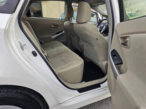 2013 Toyota Prius Two