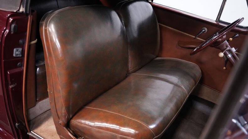 1941 Ford Super Deluxe