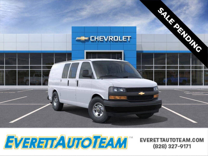 2025 Chevrolet Express Cargo Work Van's photo