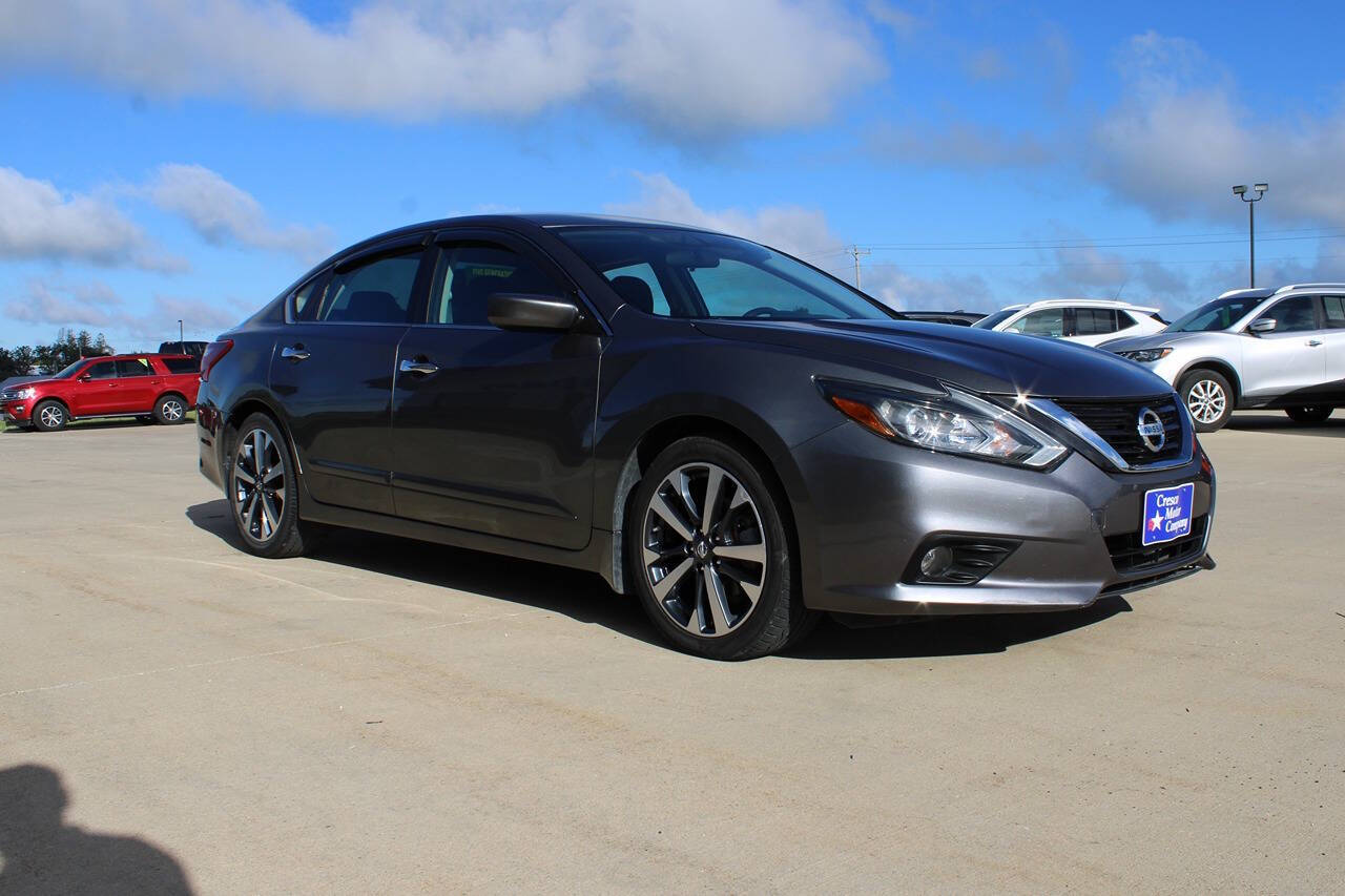 2017 Nissan Altima for sale at Cresco Motor Company in Cresco, IA