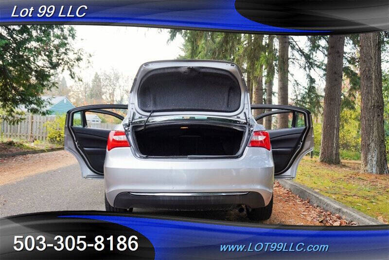 2013 Chrysler 200 LX