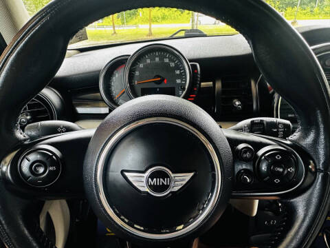 2015 MINI Hardtop 4 Door Cooper