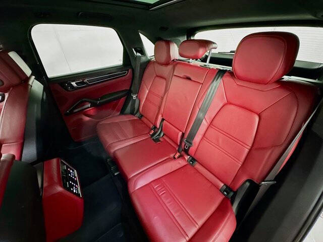 2022 Porsche Cayenne GTS