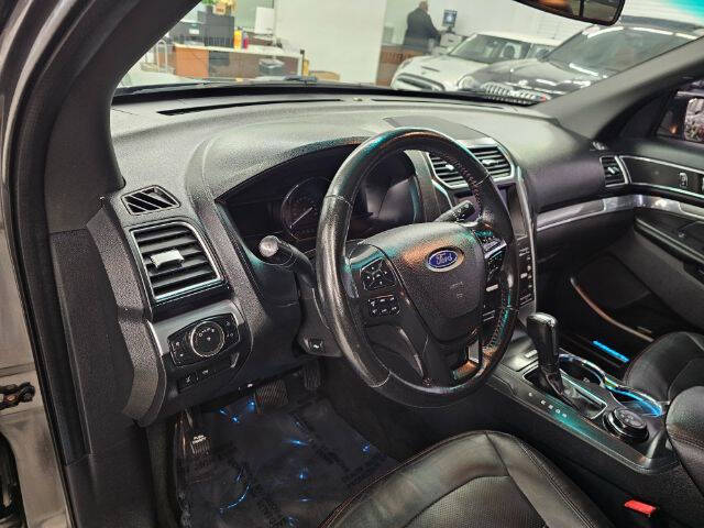 2016 Ford Explorer Sport