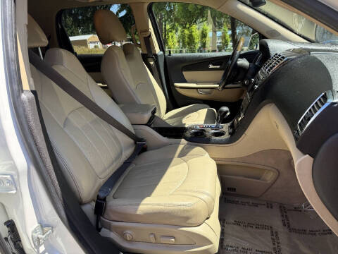 2011 GMC Acadia Denali