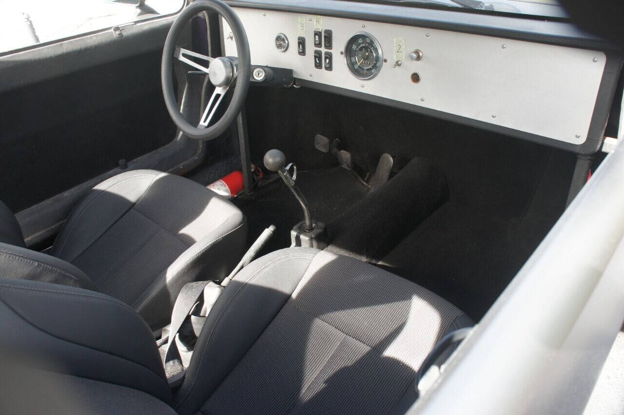 1968 Volkswagen Beetle 6