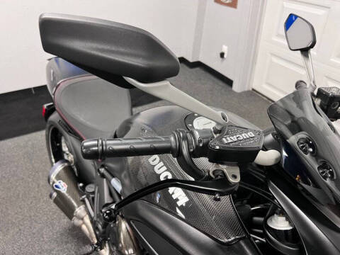 2012 Ducati Diavel Carbon Series