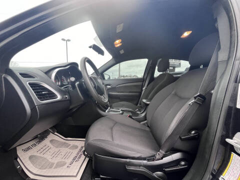 2012 Dodge Avenger SE V6