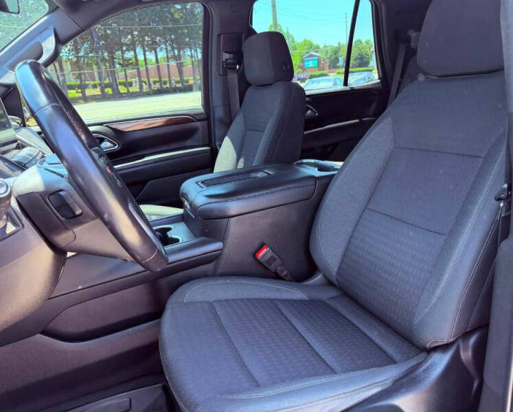 2022 GMC Yukon SLE