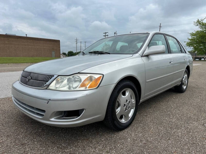 2002 Toyota Avalon for sale at Minnix Auto Sales LLC in Cuyahoga Falls OH
