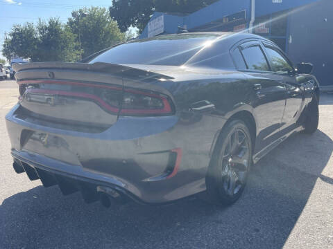 2019 Dodge Charger GT