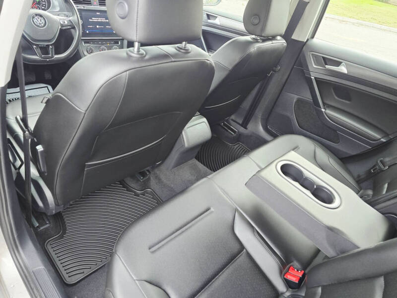 2018 Volkswagen Golf