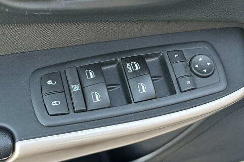 2017 Jeep Cherokee Sport Altitude