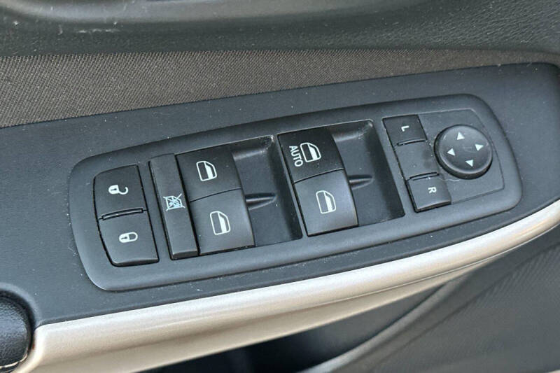 2017 Jeep Cherokee Sport Altitude