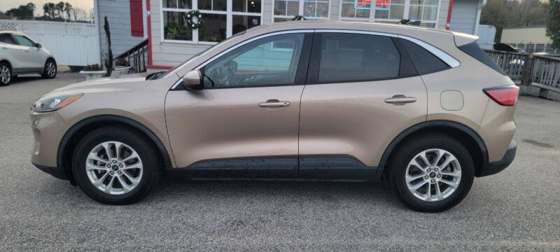 2020 Ford Escape SE's photo