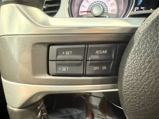 2011 Ford Mustang V6 Premium