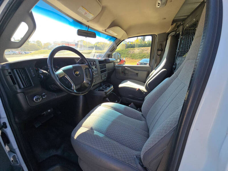 2019 Chevrolet Express 2500