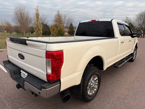 2017 Ford F-250 Super Duty Lariat