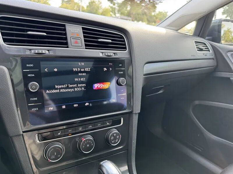 2018 Volkswagen Golf SportWagen