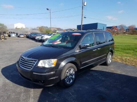 2010 Chrysler Town and Country for sale at Credit Connection Auto Sales Inc. CARLISLE in Carlisle PA