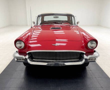 1957 Ford Thunderbird