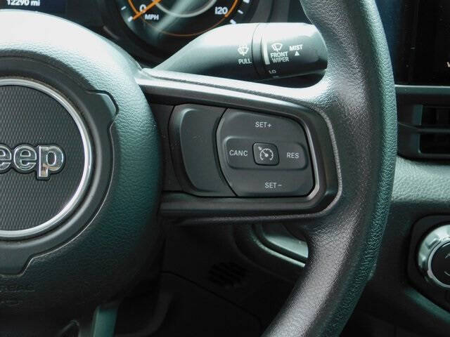 2024 Jeep Gladiator NightHawk