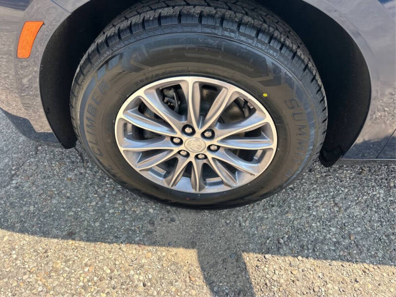 2022 Buick Enclave Essence