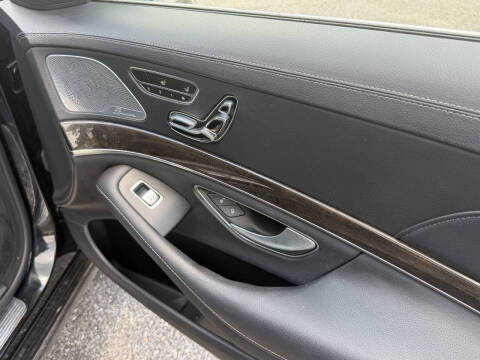 2015 Mercedes-Benz S-Class S 550