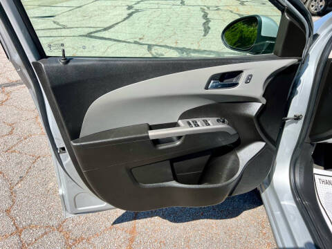 2018 Chevrolet Sonic Premier Auto