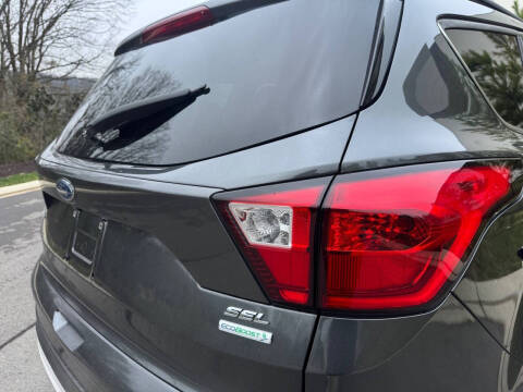 2019 Ford Escape SEL