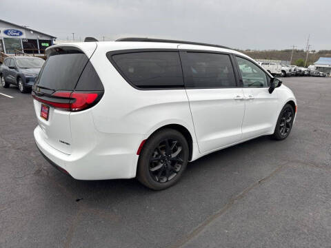 2025 Chrysler Pacifica Limited