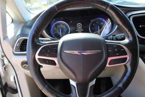 2018 Chrysler Pacifica Touring L Plus