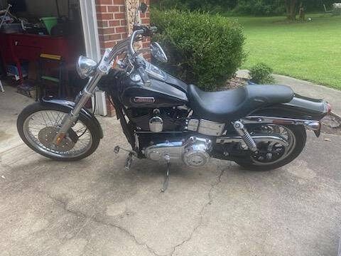 2008 Harley-Davidson Dyna White glide