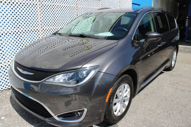2019 Chrysler Pacifica Touring L