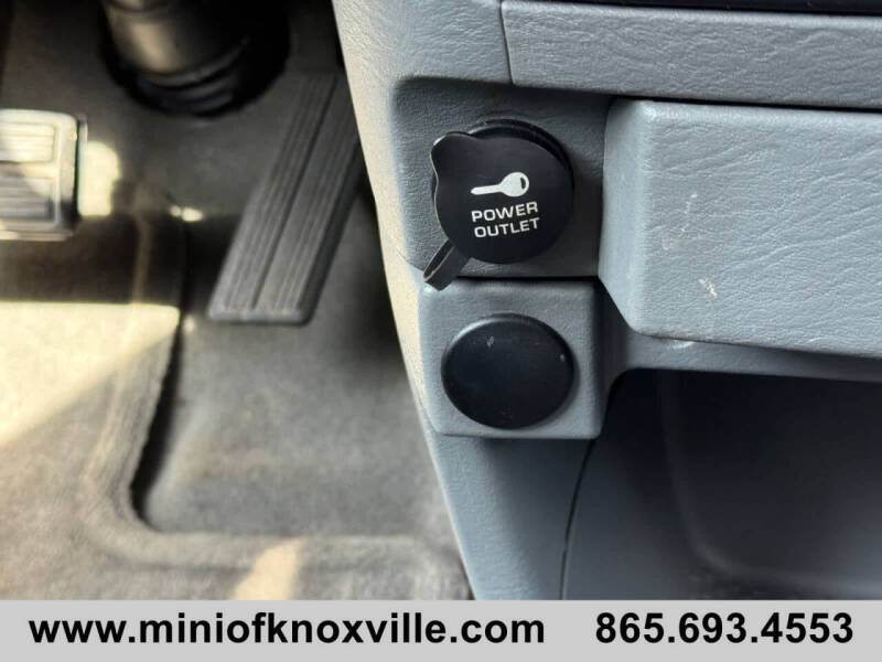 2006 Chrysler Town and Country