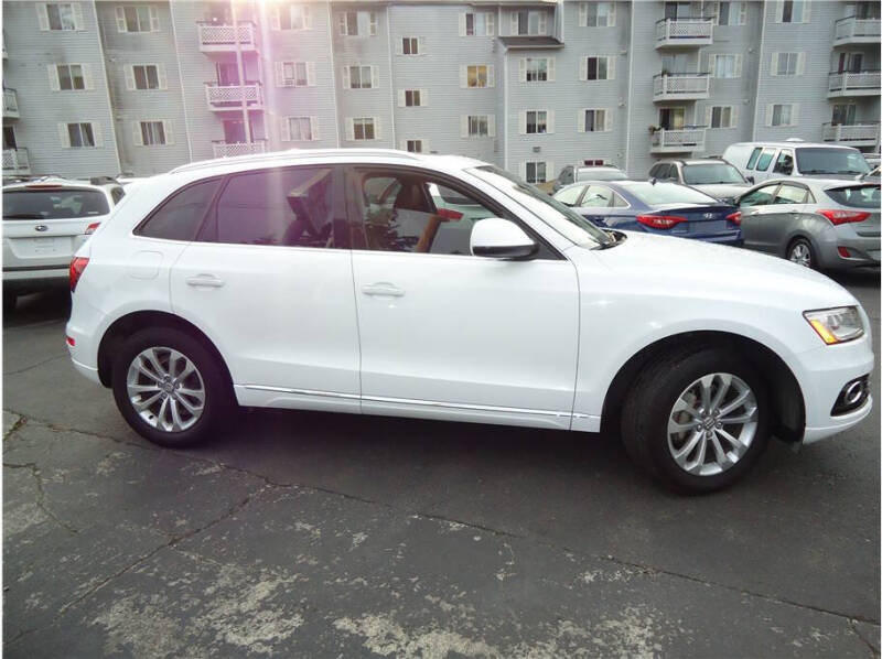2015 Audi Q5 2.0T quattro Premium Plus