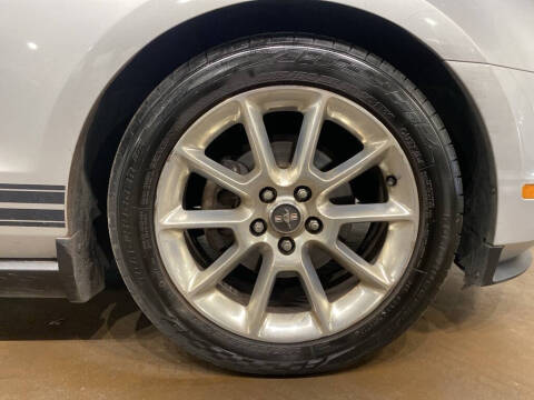 2010 Ford Mustang V6