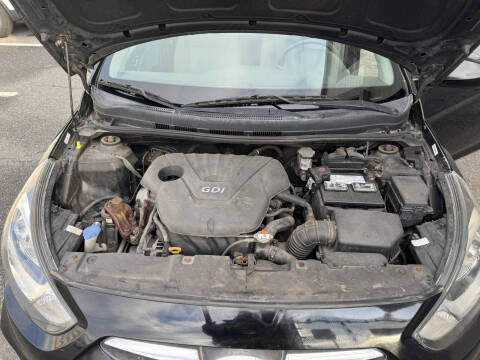 2013 Hyundai Accent GLS