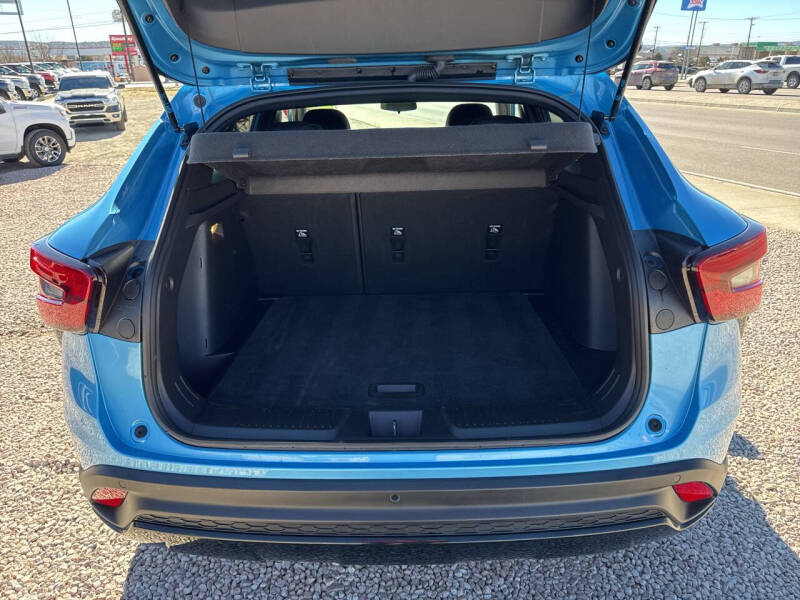 2025 Chevrolet Trax RS