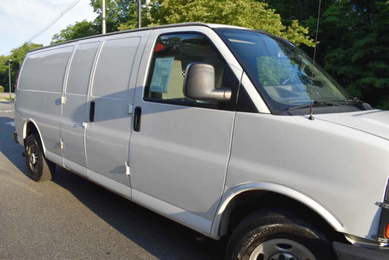 2017 GMC Savana 2500