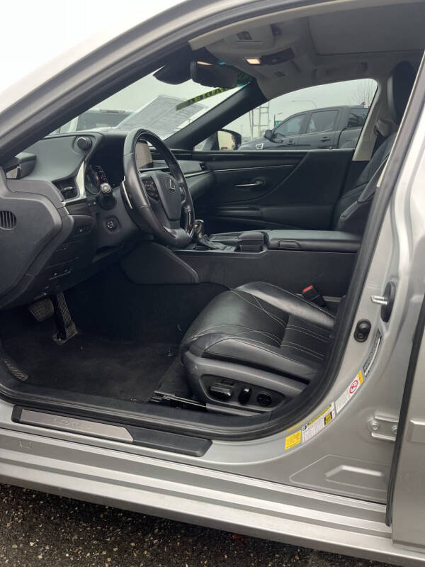 2019 Lexus ES 350 F SPORT