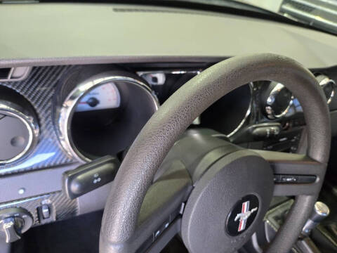 2005 Ford Mustang GT Premium