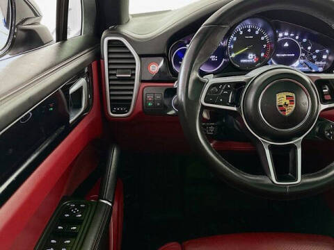 2022 Porsche Cayenne