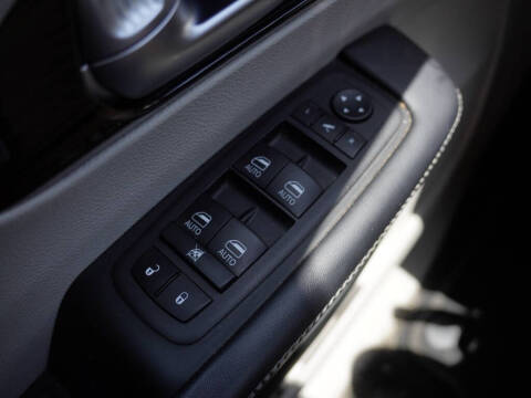 2023 Chrysler Pacifica Plug-In Hybrid Limited