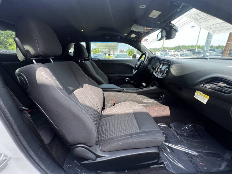 2019 Dodge Challenger SXT