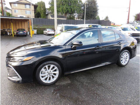 2024 Toyota Camry LE