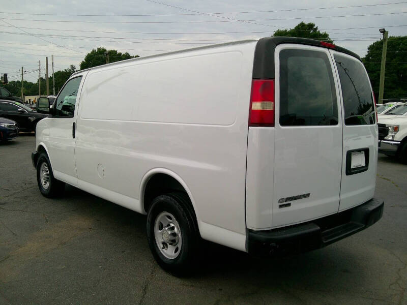 2011 Chevrolet Express 2500