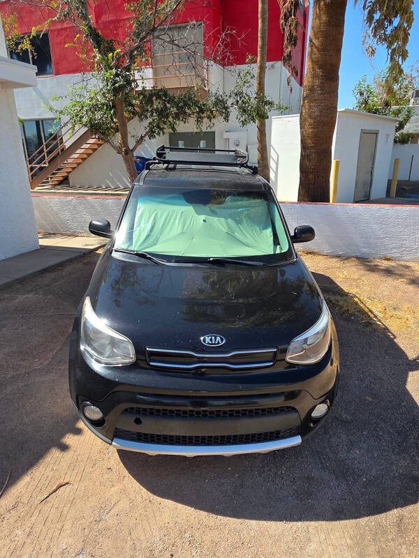 2017 Kia Soul +