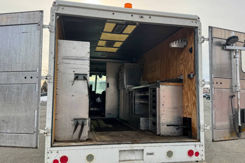 2017 Ford Stripped Chassis