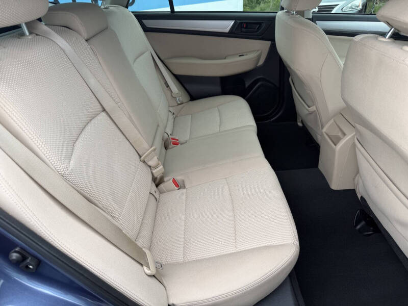 2017 Subaru Outback 2.5i
